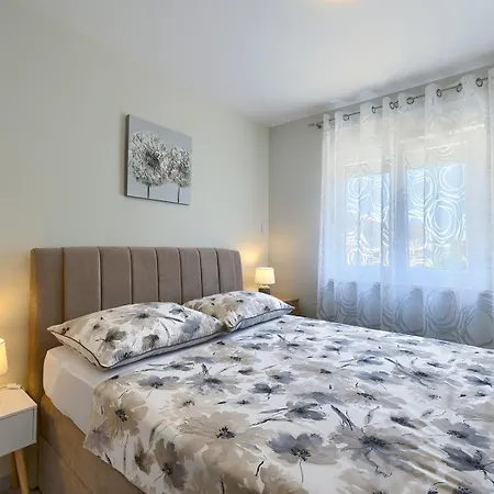Apartament Brand New Excellence *
