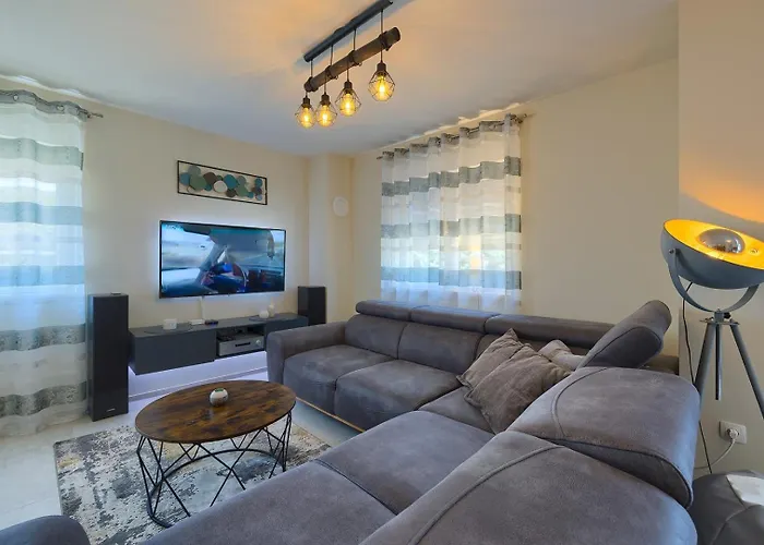 Brand New Excellence *